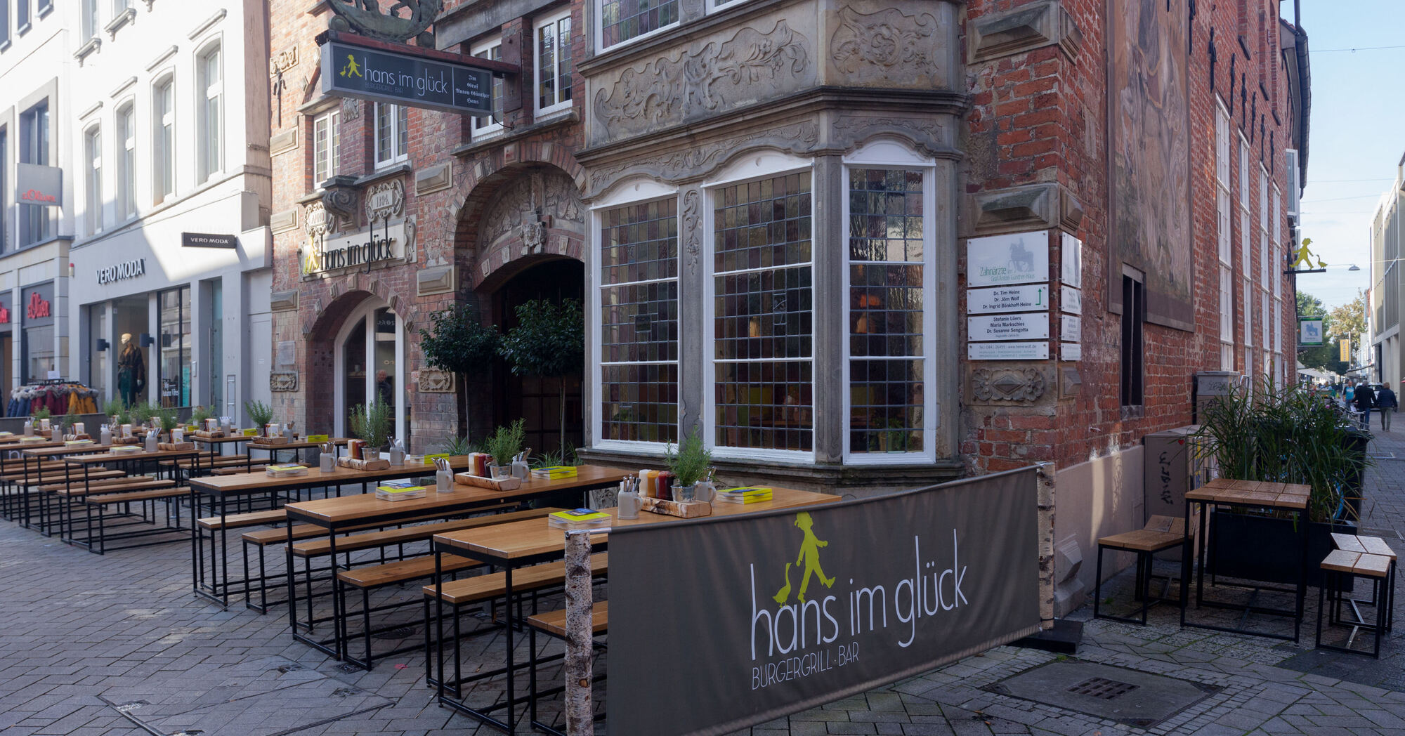 Hans Im Glück - Oldenburg Lange Straße Burger Restaurant - Oldenburg Lange Straße